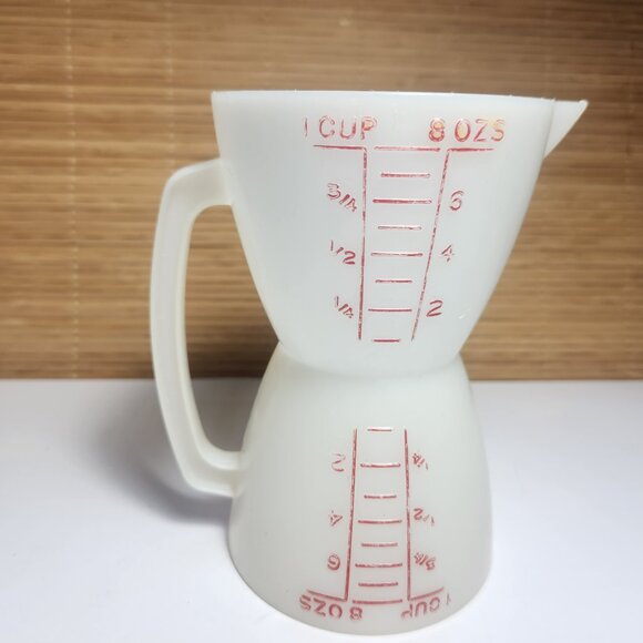 Tupperware Wet/Dry Hourglass Double Measuring Cup 8 oz. 2-Sided Plastic Vintage - Picture 3 of 6